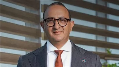  EBank يهنئ اللاعب عمر شريف لفوزه بذهبية التتابع المختلط في الهند