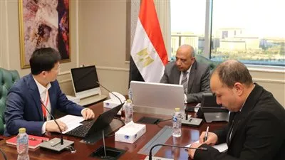 «الكهرباء» تبحث التعاون مع شركة الصين الجنوبية «CSGI» في مجالات تخزين الطاقات المتجددة