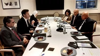 وزير الصناعة والنقل يبحث جذب الإستثمارات مع 7 شركات بريطانية و مؤسسات عالمية 