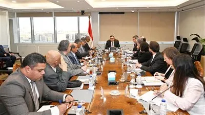 بنك الاستثمار الأوروبي يعتزم تمويل محطات تحلية المياه في مصر