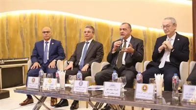 «الجمارك»: متوسط زمن الإفراج الجمركى عن الواردات لا يتجاوز 4 أيام