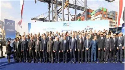 بدء التشغيل التجريبي لمحطة البحر الأحمر لتداول الحاويات بميناء السخنة