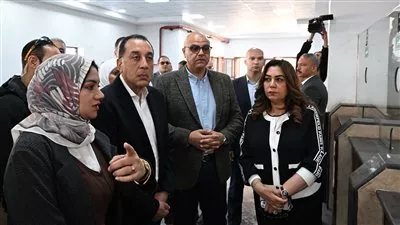 مدبولي يتفقد المركز التكنولوجي في طحانوب بمركز شبين القناطر