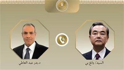 وزير الخارجية يبحث مع نظيره الصيني سبل تعزيز العلاقات الثنائية بين البلدين