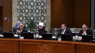 الحكومة تخصص 5837 فدان لإنشاء محطة للطاقة الشمسية بمحافظة قنا