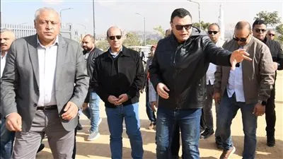 وزير «الإسكان» يتفقد مشروع «حدائق تلال الفسطاط» بمحافظة القاهرة 