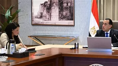 رئيس الوزراء يستعرض نتائج أعمال اللجنة الاستشارية للاقتصاد الرقمي وريادة الأعمال 