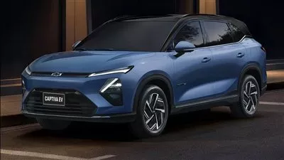 «منصور للسيارات» و«جنرال موتورز» تطلقان سيارتي «كابتيفا» و«سبارك» الكهربائيتين 