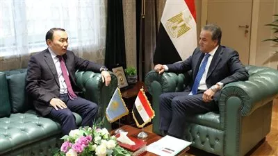 مصر وكازاخستان تبحثان التعاون في القطاع الصحي وتكنولوجيا تصنيع الأدوية