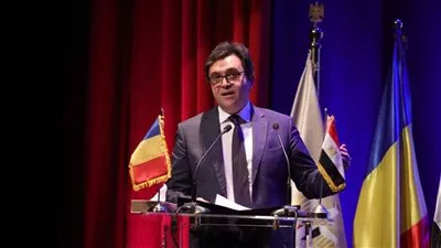 وزير الثقافة يكشف تفاصيل الدورة الـ 57 لمعرض القاهرة الدولي للكتاب