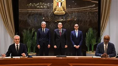 «ريكسوس» تحول مركز التجارة العالمي بالقاهرة إلى فندق عالمي