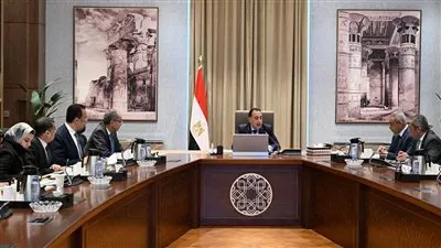 رئيس الوزراء يتابع الموقف التنفيذي لمدينة المعرفة بالعاصمة الجديدة