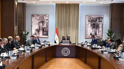 رئيس الوزراء يتابع معدلات تنفيذ خطط تطوير شركات السكر