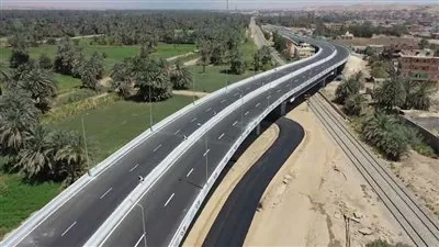 نزع ملكية أراضي لتنفيذ كوبري أعلى مزلقان السيل بمحافظة أسوان