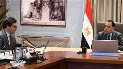 رئيس الوزراء يستعرض الموقف التنفيذي لتطوير قصور الثقافة