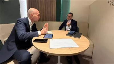 وزير «الاستثمار» يبحث زيادة استثمارات شركة «أريستون» العالمية في مصر