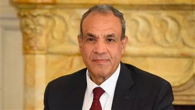 وزير «الخارجية» يلتقي أعضاء اللجنة الوطنية لآلية مراجعة النظراء الأفريقية