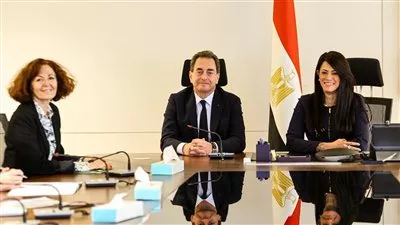 مباحثات مصرية - فرنسية لتعزيز العلاقات الاقتصادية المشتركة بين البلدين