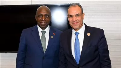 وزير «الخارجية» يبحث مع نظيره الأنجولي تعزيز التعاون الثنائي والتنسيق الإقليمي