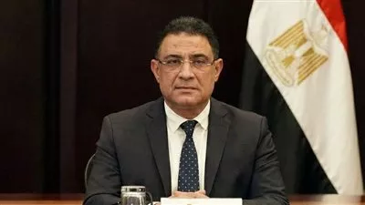 رئيس الوزراء يصدر قرارًا بتعيين حمدي بدوي مساعدًا لرئيس هيئة «الرقابة المالية»