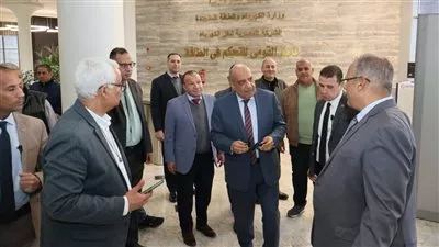 وزير «الكهرباء» يتفقد المركز القومي للتحكم في الطاقة