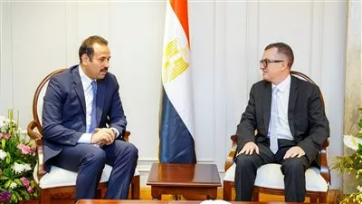 وزير «التخطيط» يبحث خطط دعم الأمن الغذائي مع جهاز «مستقبل مصر» 
