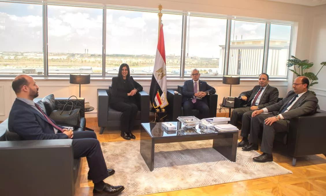 وزير الاستثمار يجتمع مع ممثلي صندوق مصر السيادي