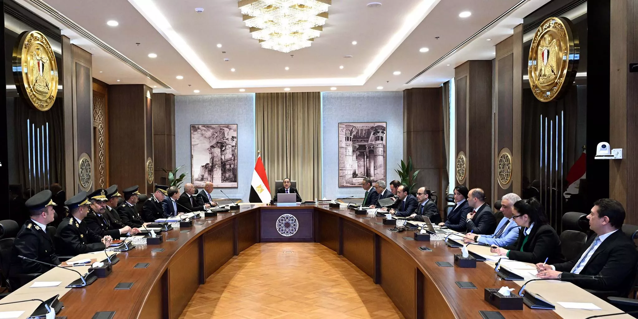 مدبولي يتابع موقف تطوير وتوسعة ورفع كفاءة الطريق الدائري