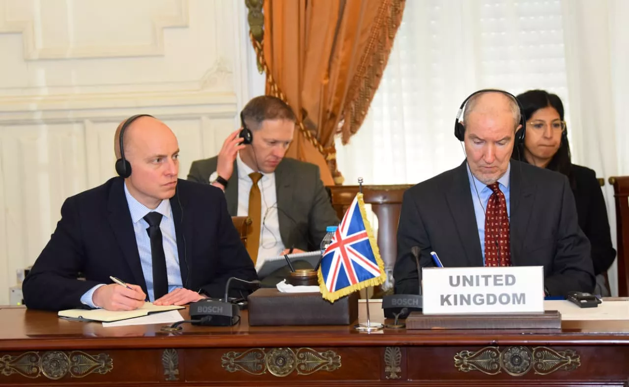 وزير الخارجية يشارك في الجلسة الافتتاحية للمؤتمر الدولي لدعم الجيش وقوى الأمن الداخلي اللبنانية