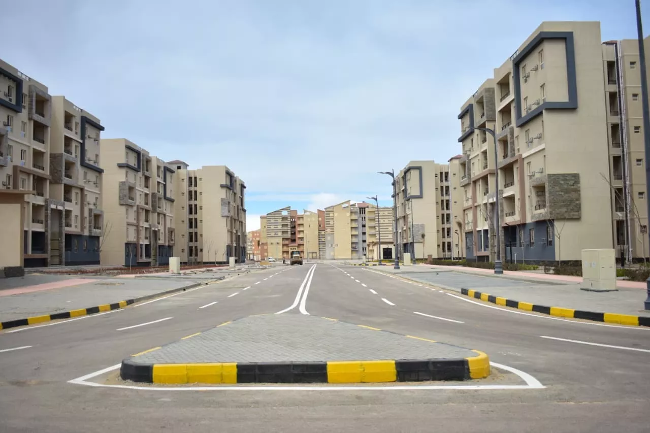 وزيرة الإسكان تتابع موقف تنفيذ وحدات مبادرة سكن لكل المصريين