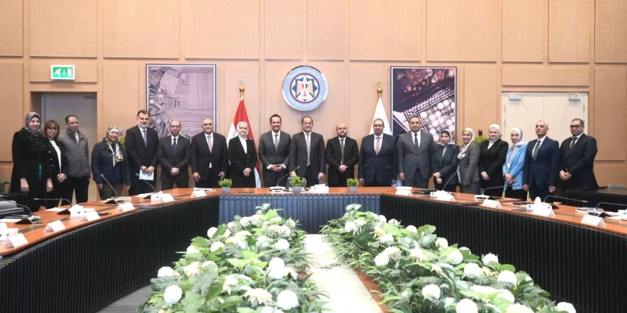 بروتوكول تعاون بين وزير المالية ومركز المعلومات ودعم اتخاذ القرار