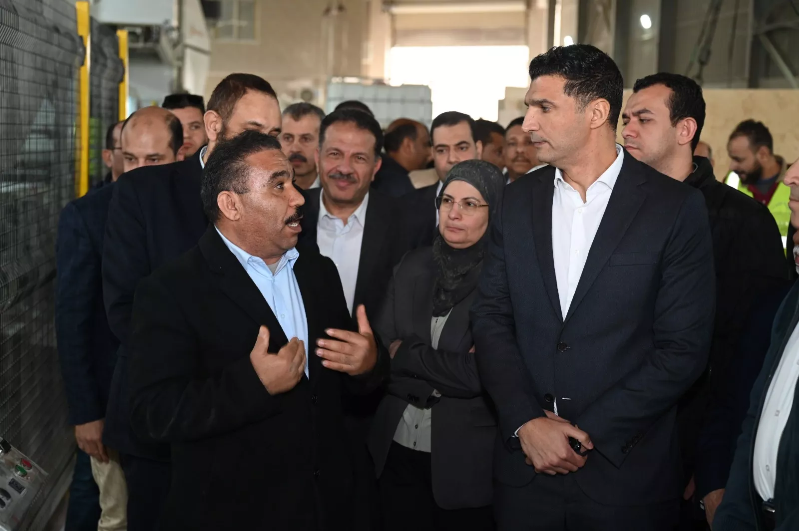 وزير الصناعة بتفقد مصنع الشركة المتحدة للرخام والجرانيت