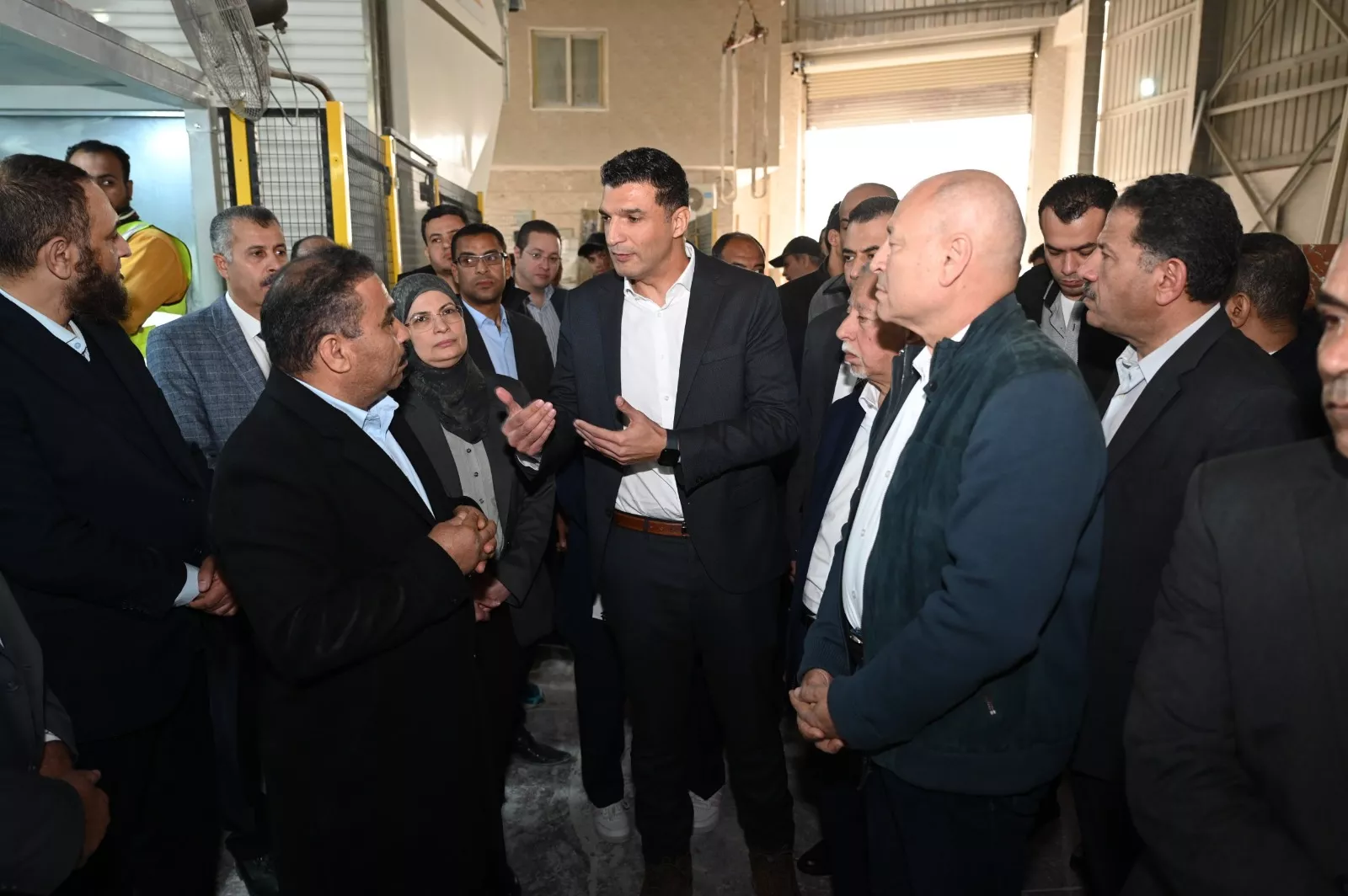 وزير الصناعة بتفقد مصنع الشركة المتحدة للرخام والجرانيت