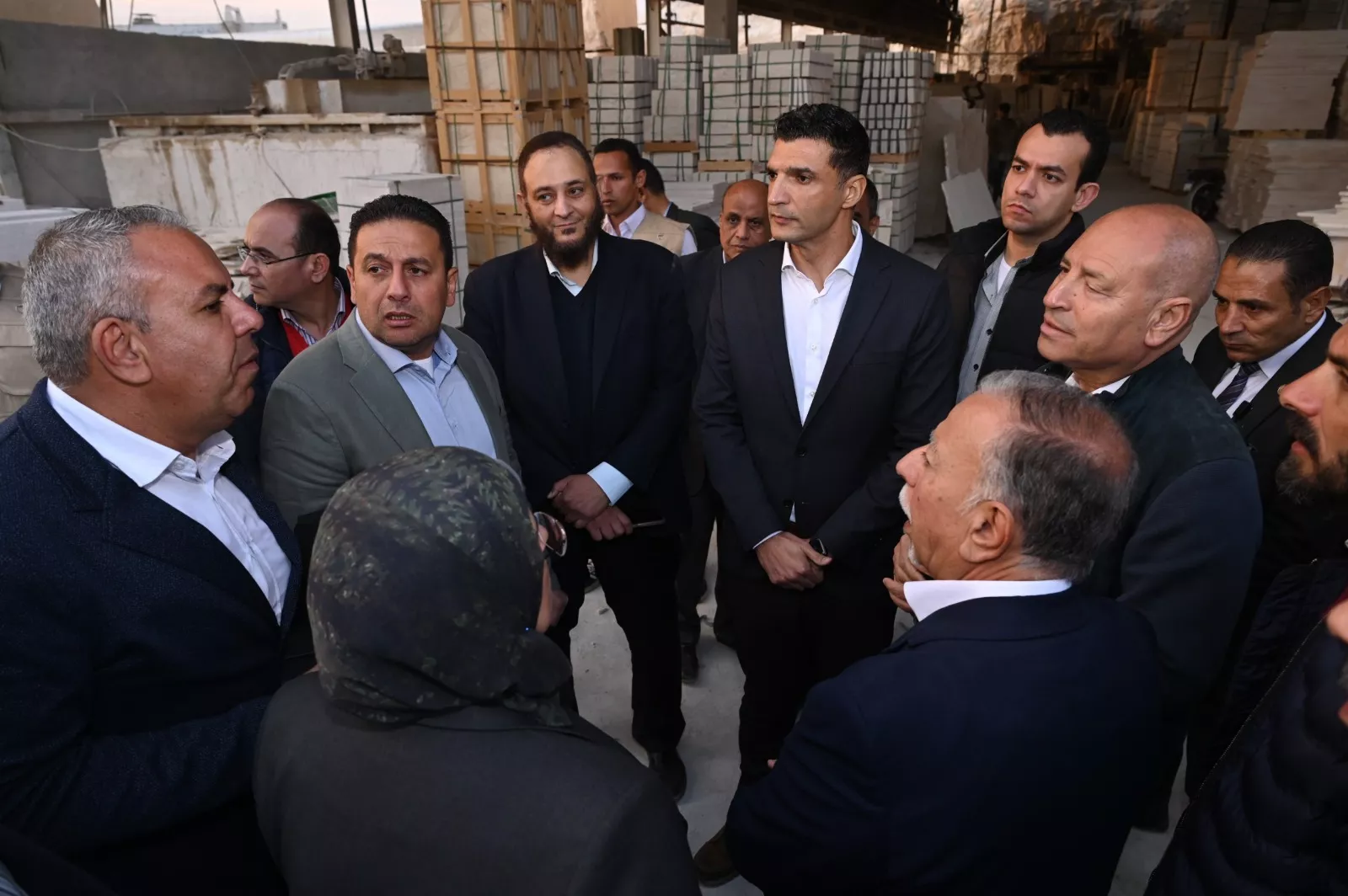 وزير الصناعة يتفقد مصنع شركة مودرن ماربل للرخام والجرانيت