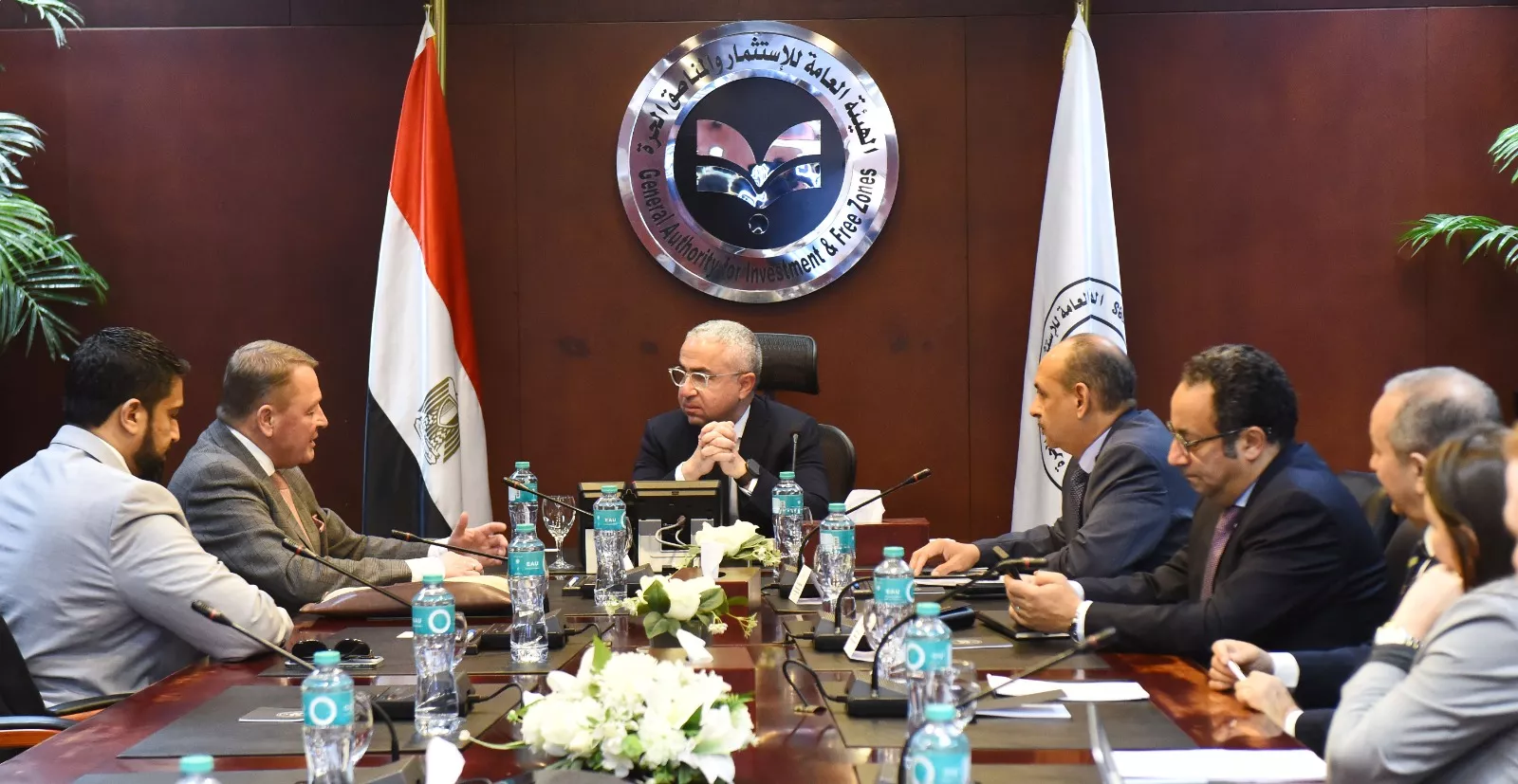 الهيئة العامة للاستثمار تجتمع مع وفد شركة جارديان جلاس