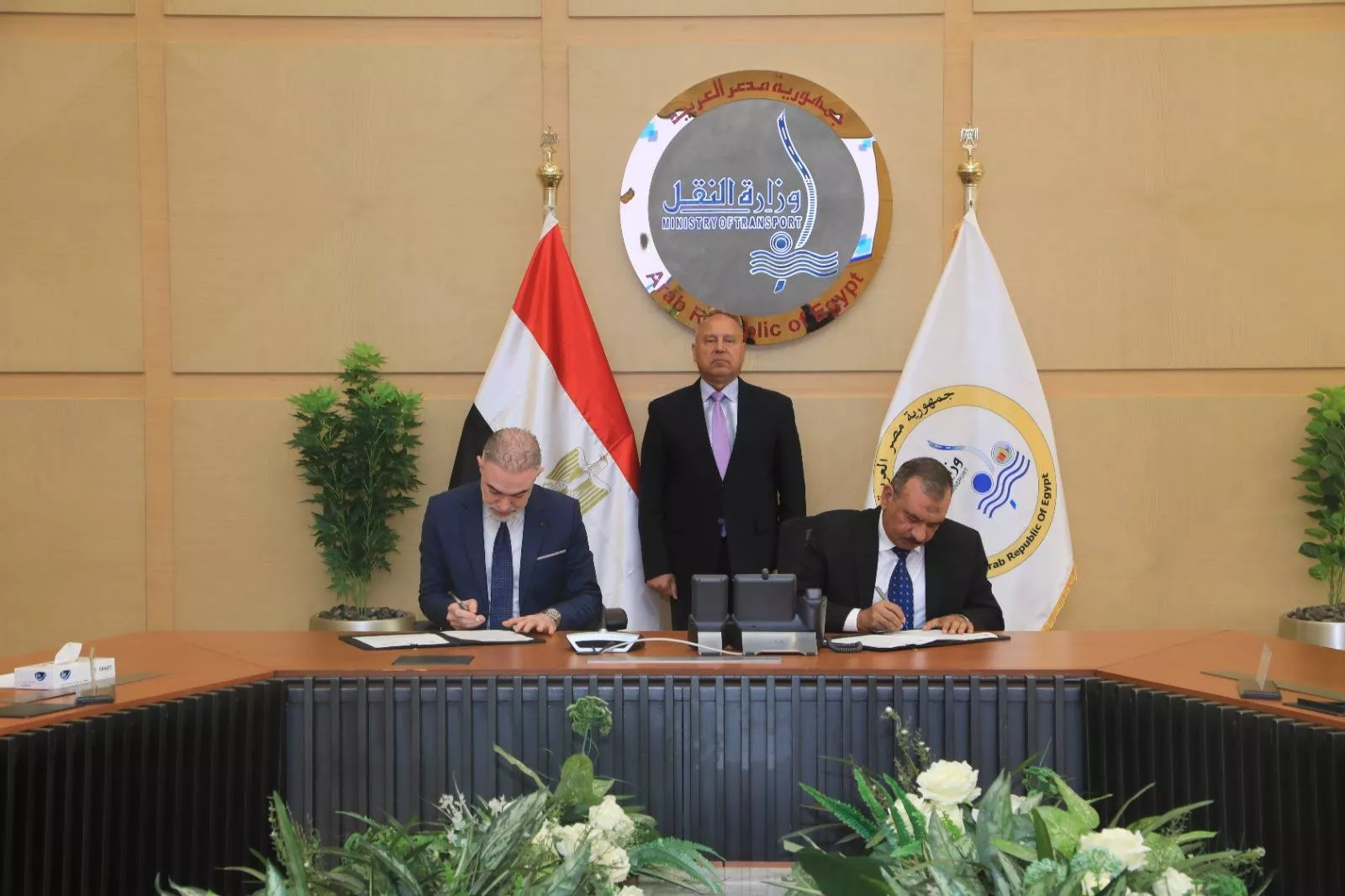 توقيع بروتوكول بين شركتي القناة للتوكيلات الملاحية وتراست للتجارة