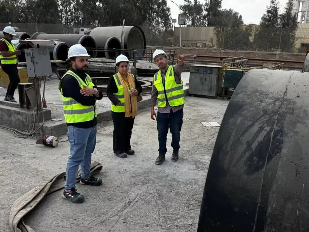 الدكتور سويلم يتابع موقف المشروع القومي لتأهيل المنشآت المائية