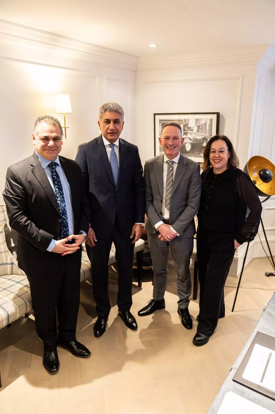 وزير السياحة يجتمع مع ممثلي منظمي الرحلات وشركات السياحة