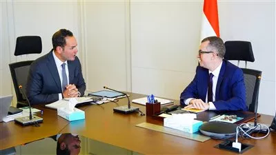 «التخطيط» تتعاون مع «مركز المعلومات» في متابعة خطط وأداء برنامج الحكومة