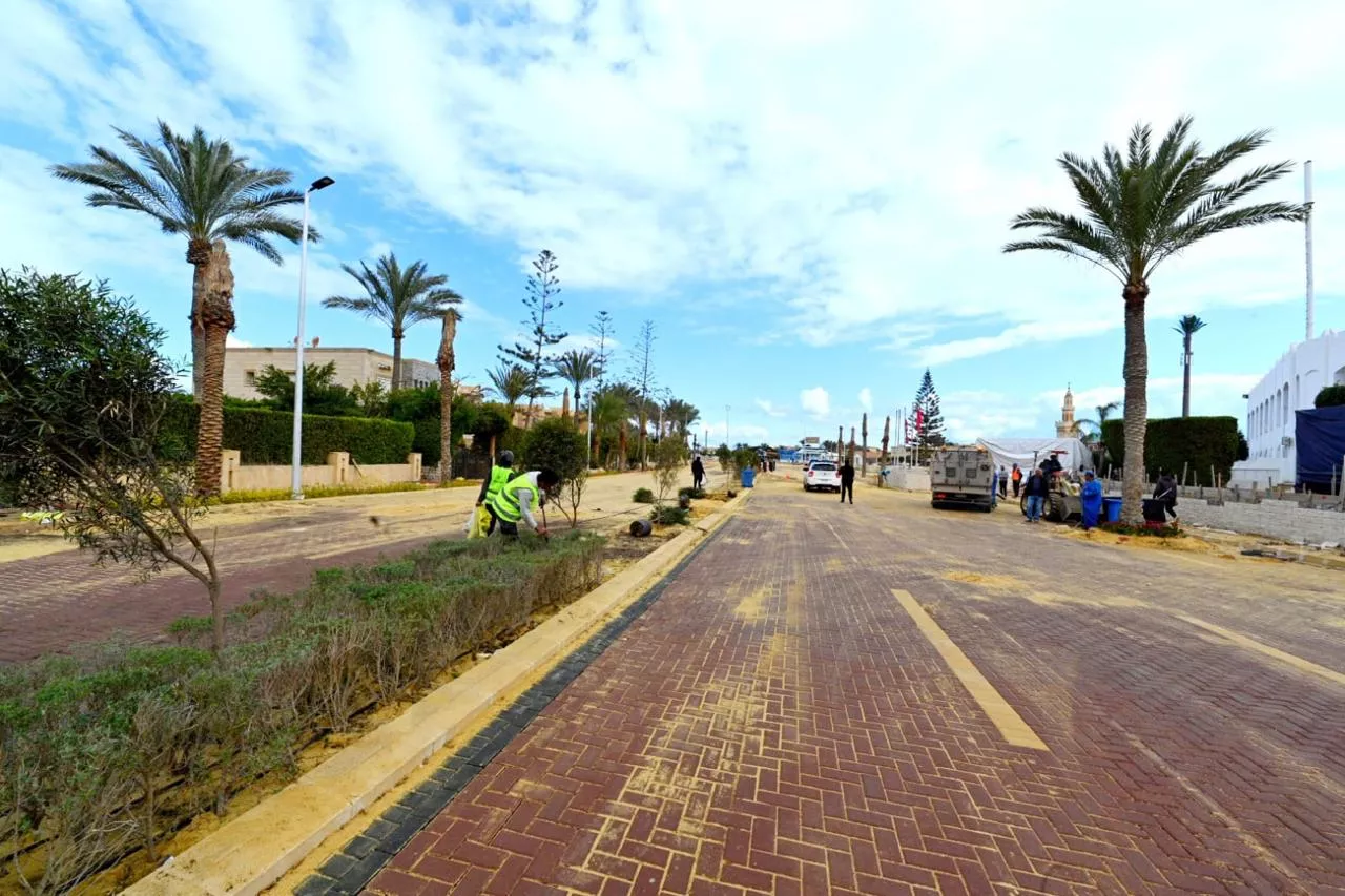 وزيرة الإسكان تتفقد المشروعات الجاري تنفيذها بقرى مارينا