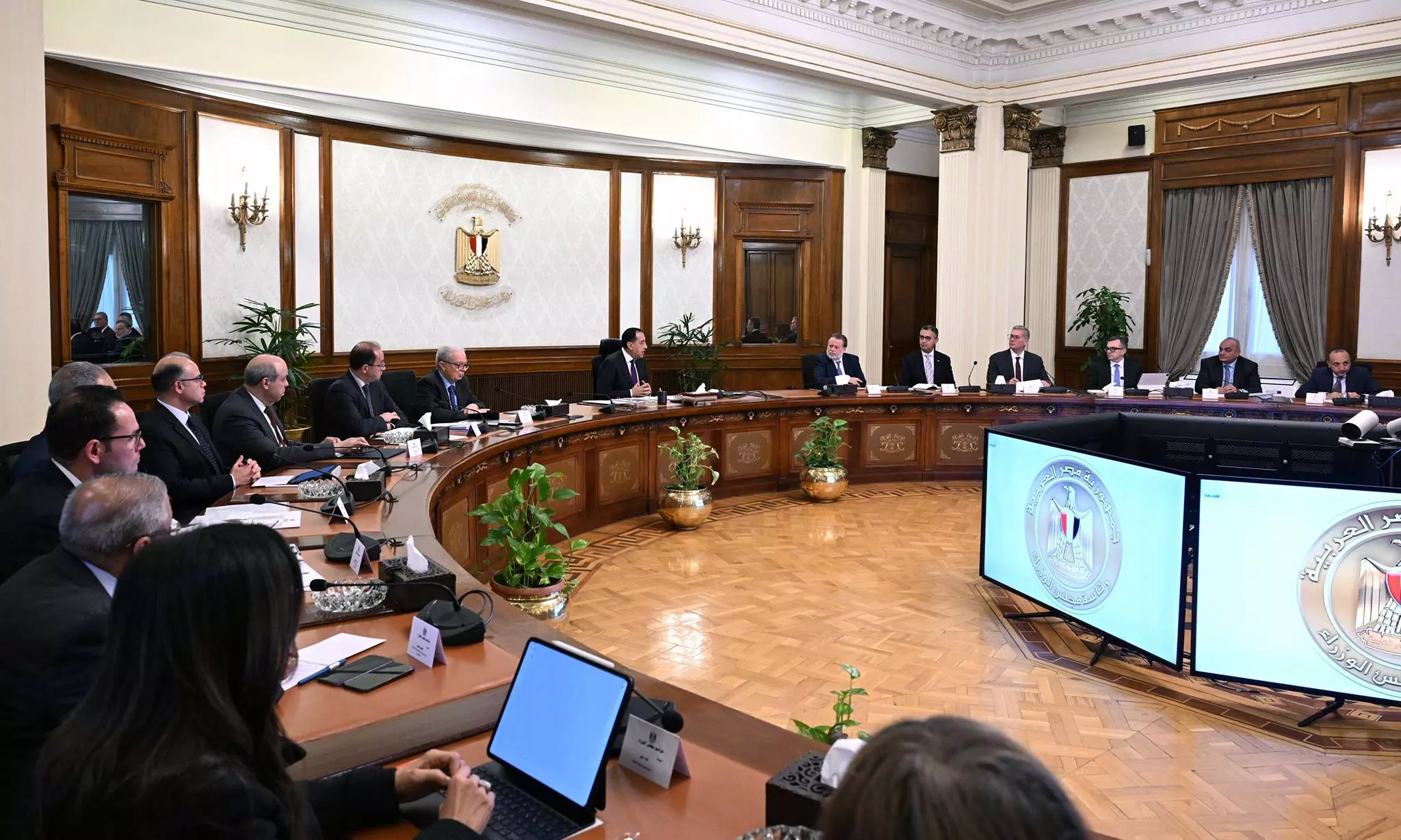 رئيس الوزراء يترأس اجتماع المجموعة الوزارية الاقتصادية