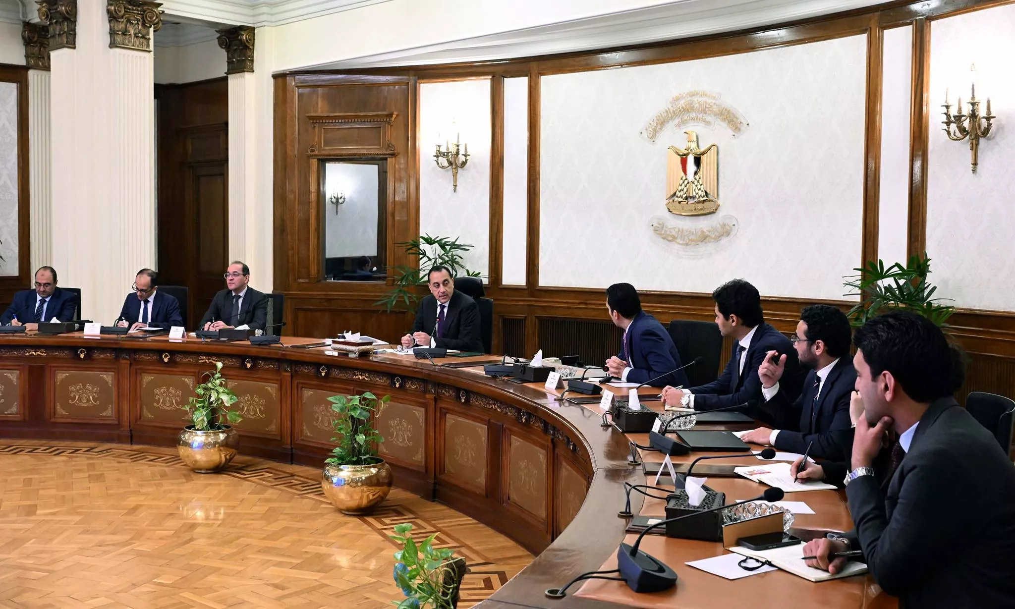 رئيس الوزراء يتابع نشاط عمل شركة سكاتك النرويجية