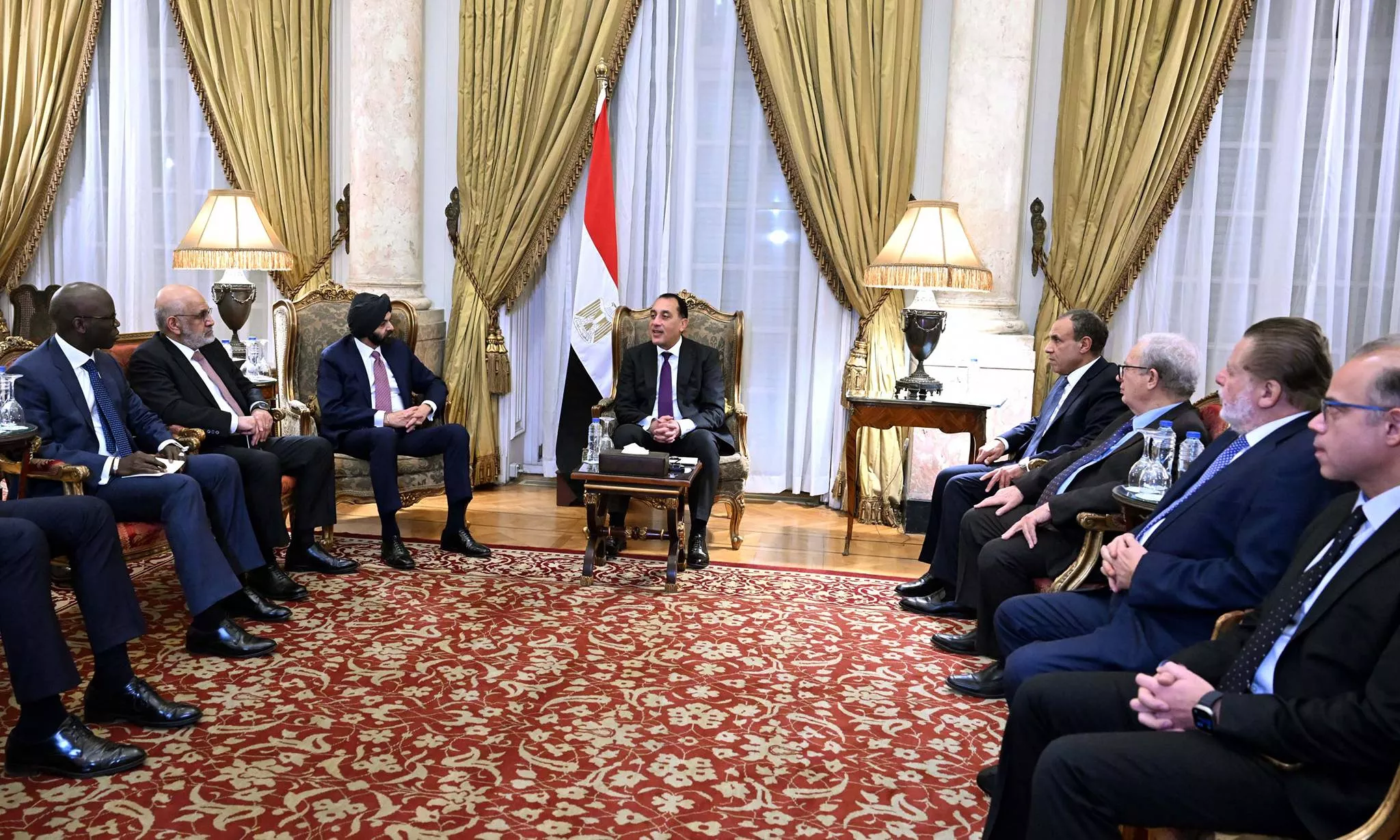 رئيس الوزراء يلتقي رئيس مجموعة البنك الدولي