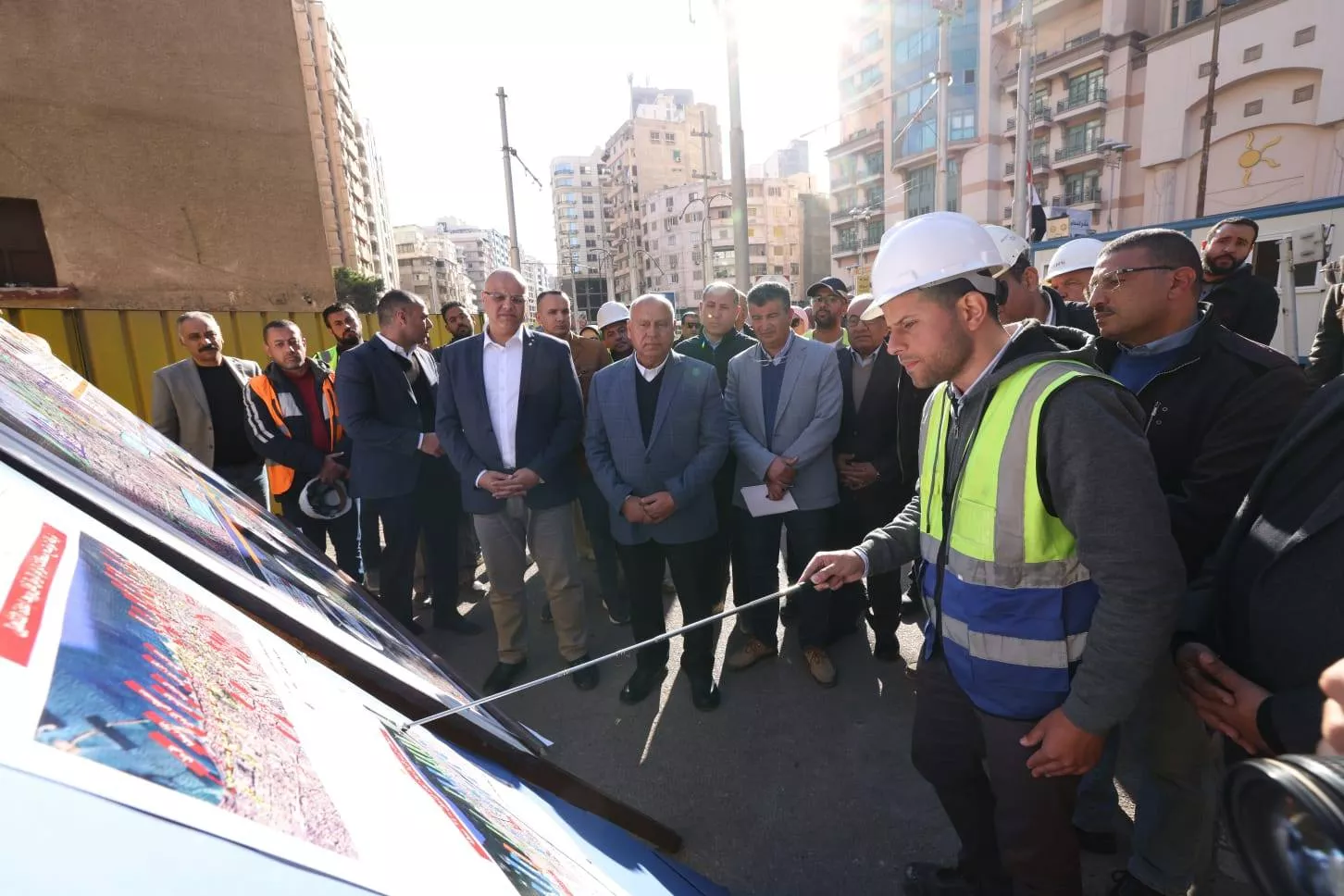 وزير النقل يتابع الموقف التنفيذي لمشروع إعادة تأهيل وتطوير ترام الرمل