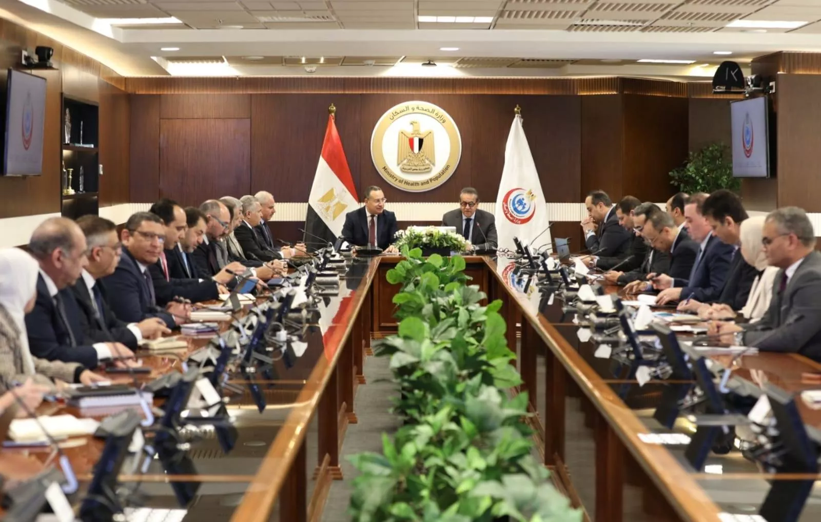 وزيرا الصحة والتعليم العالي يبحثان إدراج المستشفيات الجامعية في منظومة التأمين الصحي الشامل