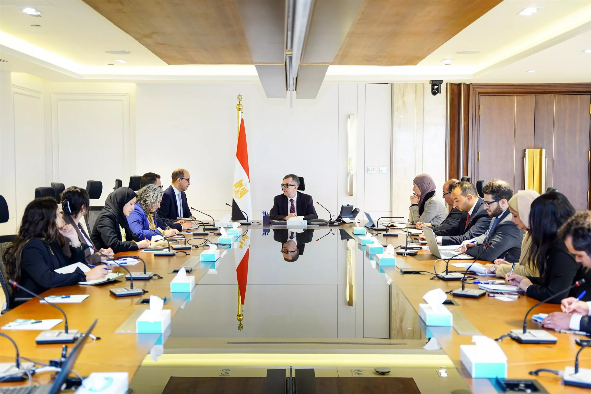 وزير التخطيط يناقش مع الإيفاد تعزيز الأمن الغذائي