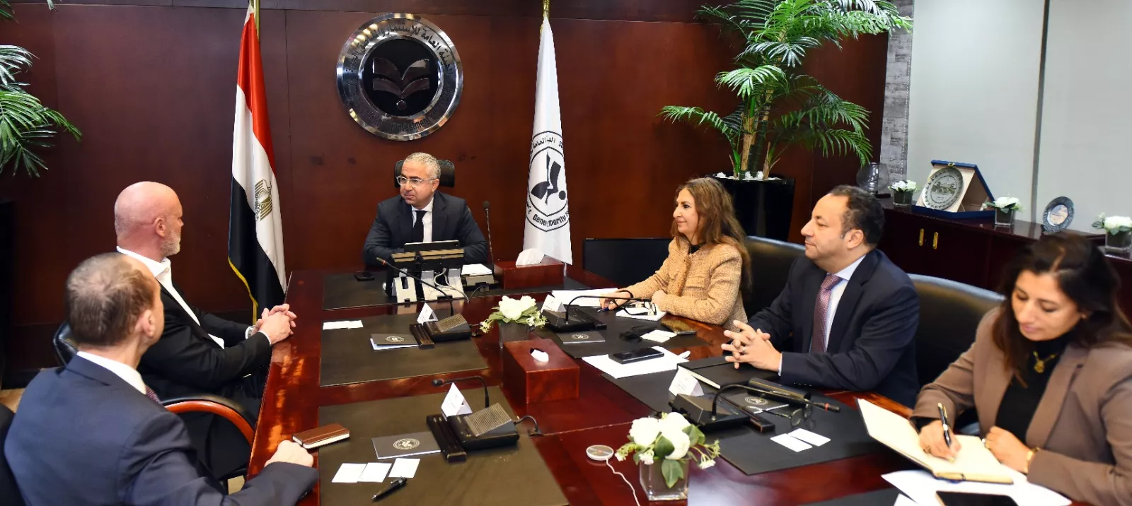 بحث خطط الترويج الخارجي للاستثمار في مصر بين الهيئة وHSBC 