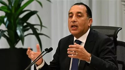 رئيس الوزراء: ليس لدينا أزمة تدبير عملة وتحرك سعر الدولار «استثنائي»