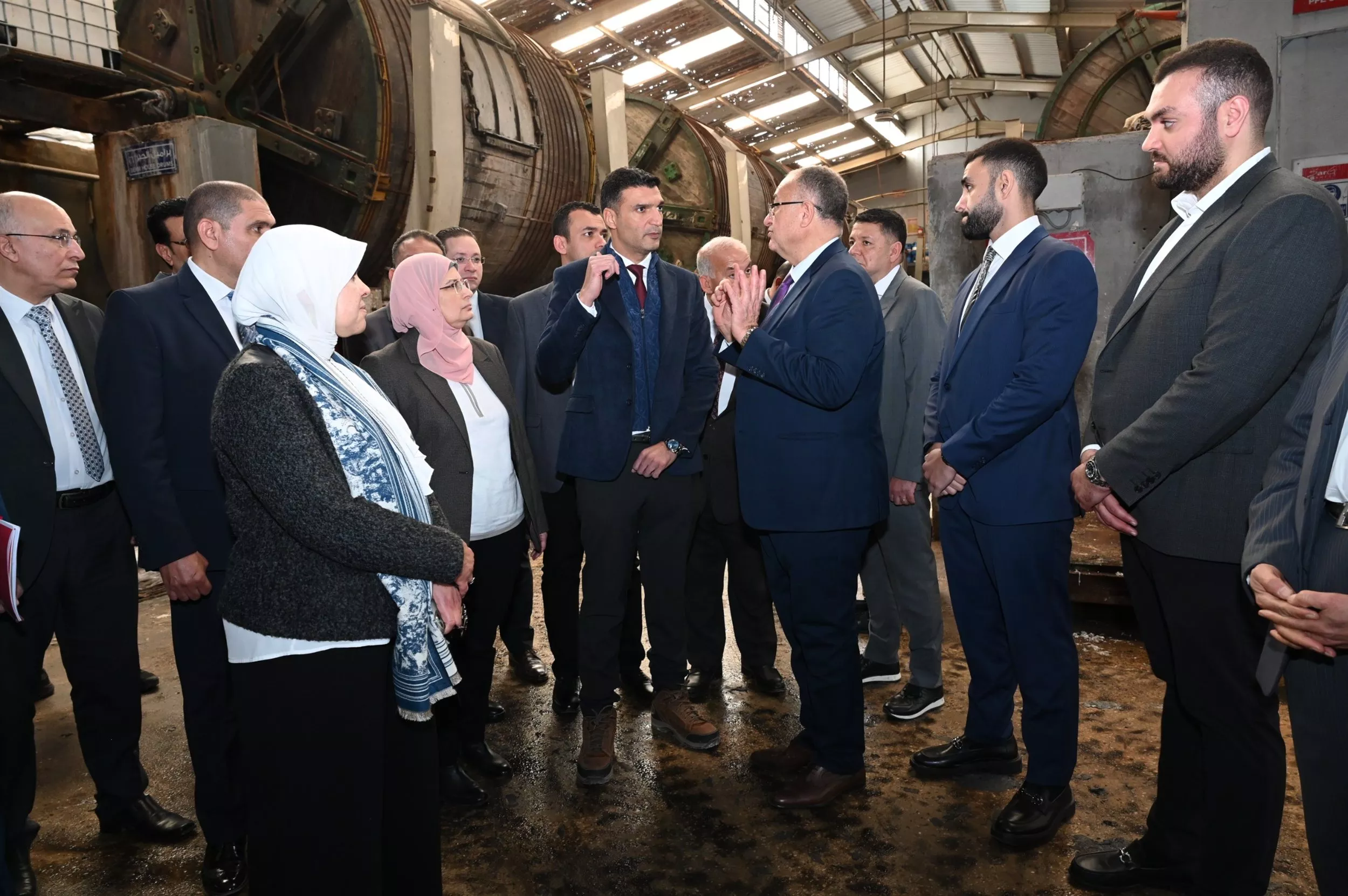 وزير الصناعة يزور مدينة الجلود بالروبيكي