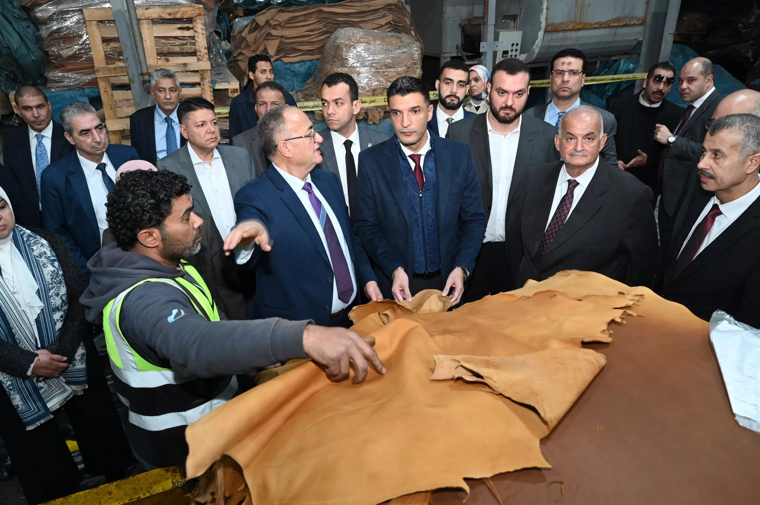 وزير الصناعة يزور مدينة الجلود بالروبيكي